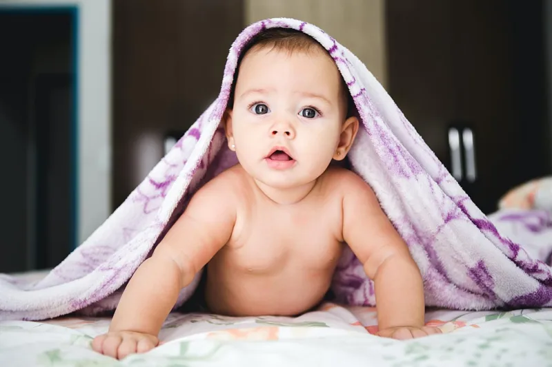 Które pieluszki dla noworodków są najlepsze? Pampers czy Fred & Flo?